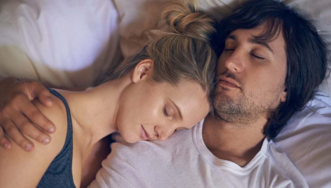 Arti Mimpi Istri Selingkuh: Makna Psikologis, Emosi, dan Pesan di Baliknya